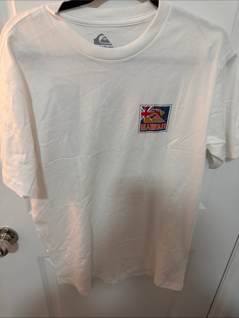 Quiksilver White Short-Sleeve Tee with Small Hawaii Patch